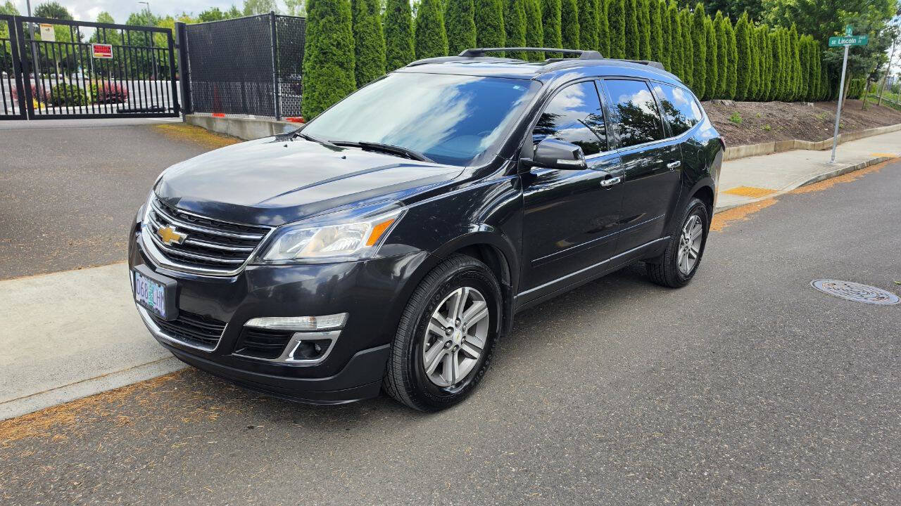 Used 2015 Chevrolet Traverse LT AWD/4WD image 1