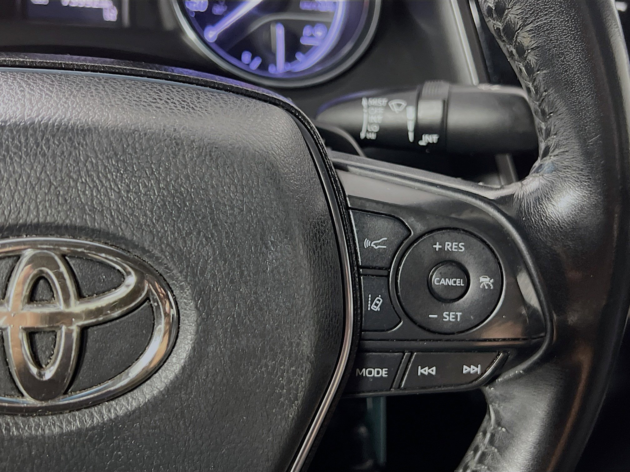 Used 2020 Toyota Camry SE image 20