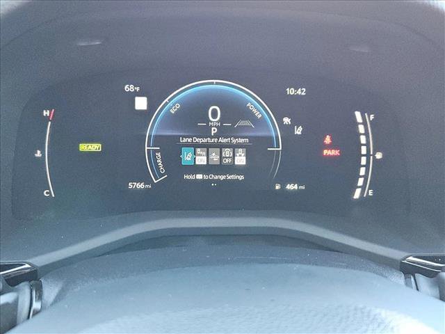 Used 2025 Toyota Camry SE image 11