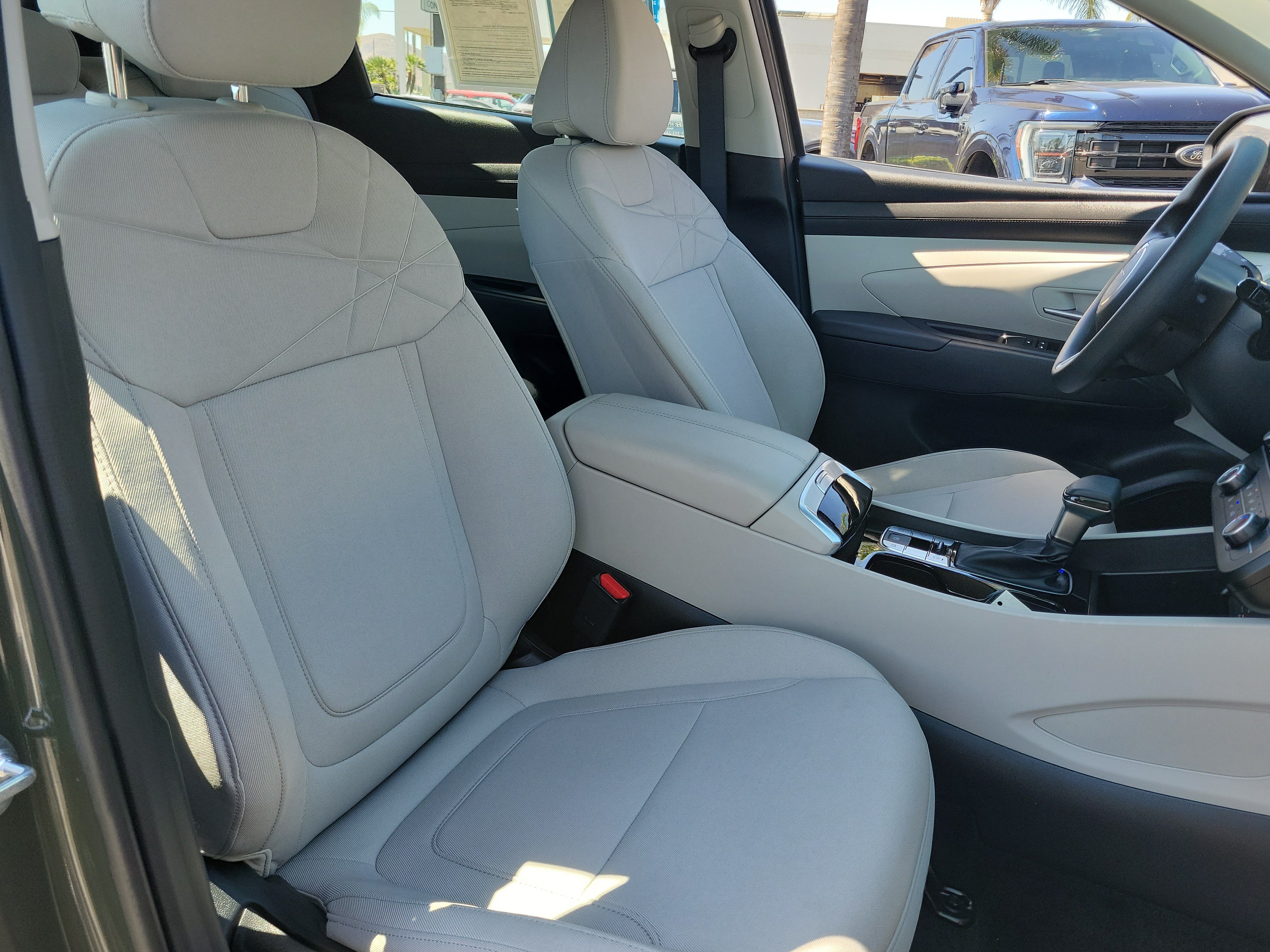 Certified 2025 Hyundai Tucson SE FWD image 23