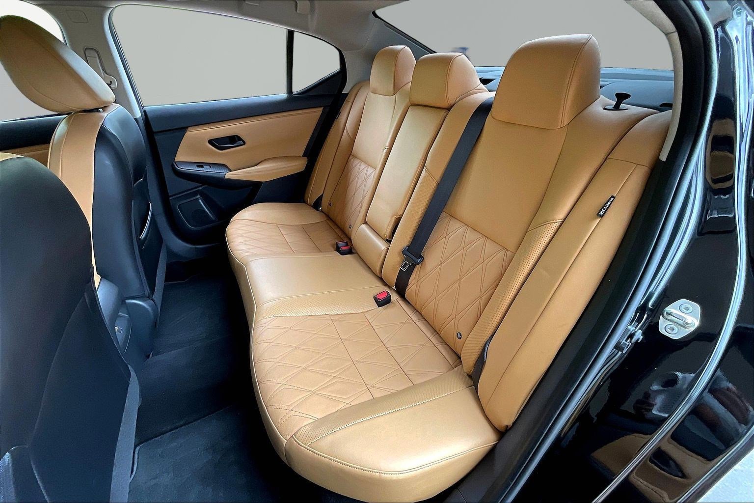 Used 2024 Nissan Sentra SV w/ SV Premium Package FWD image 21
