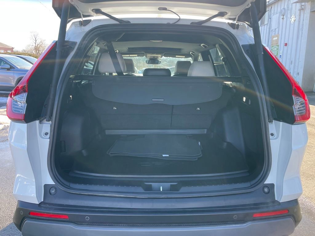 Used 2023 Honda CR-V Sport Touring image 9