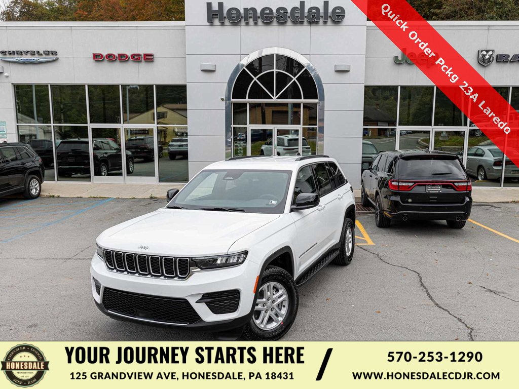 New 2024 Jeep Grand Cherokee Laredo w/ Luxury Tech Group I