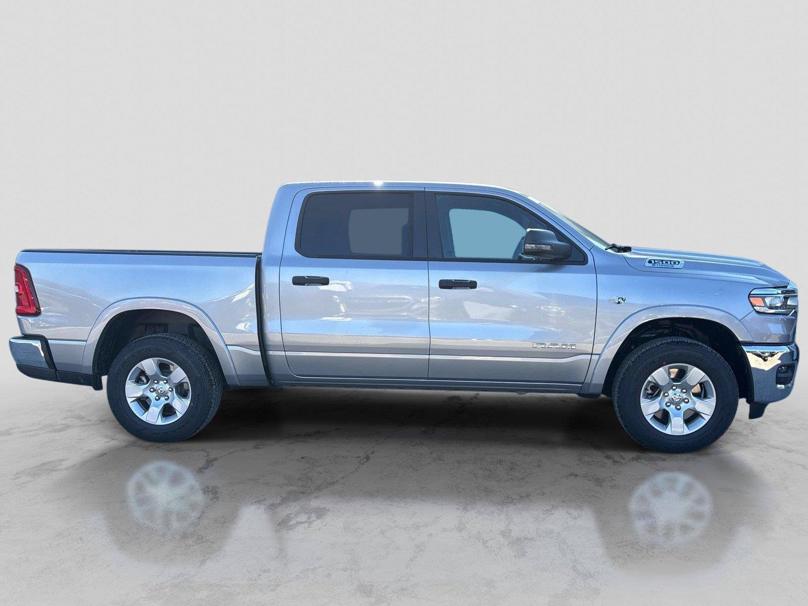 New 2026 RAM 1500 Big Horn AWD/4WD image 4
