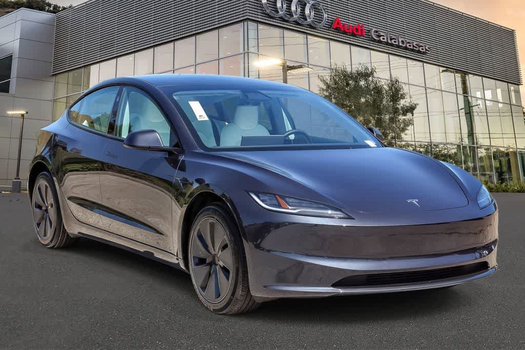 Used 2025 Tesla Model 3 Long Range RWD image 5