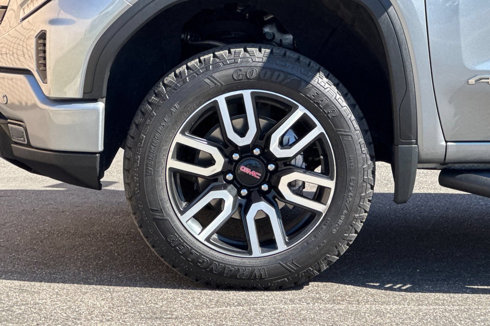 Certified 2023 GMC Sierra 1500 AT4 w/ AT4 Premium Package AWD/4WD image 26