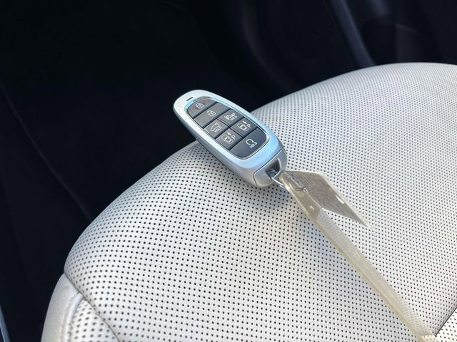 Used 2022 Hyundai Tucson Limited image 31