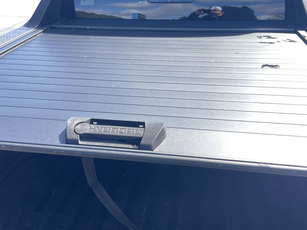 Used 2024 Hyundai Santa Cruz Night image 11