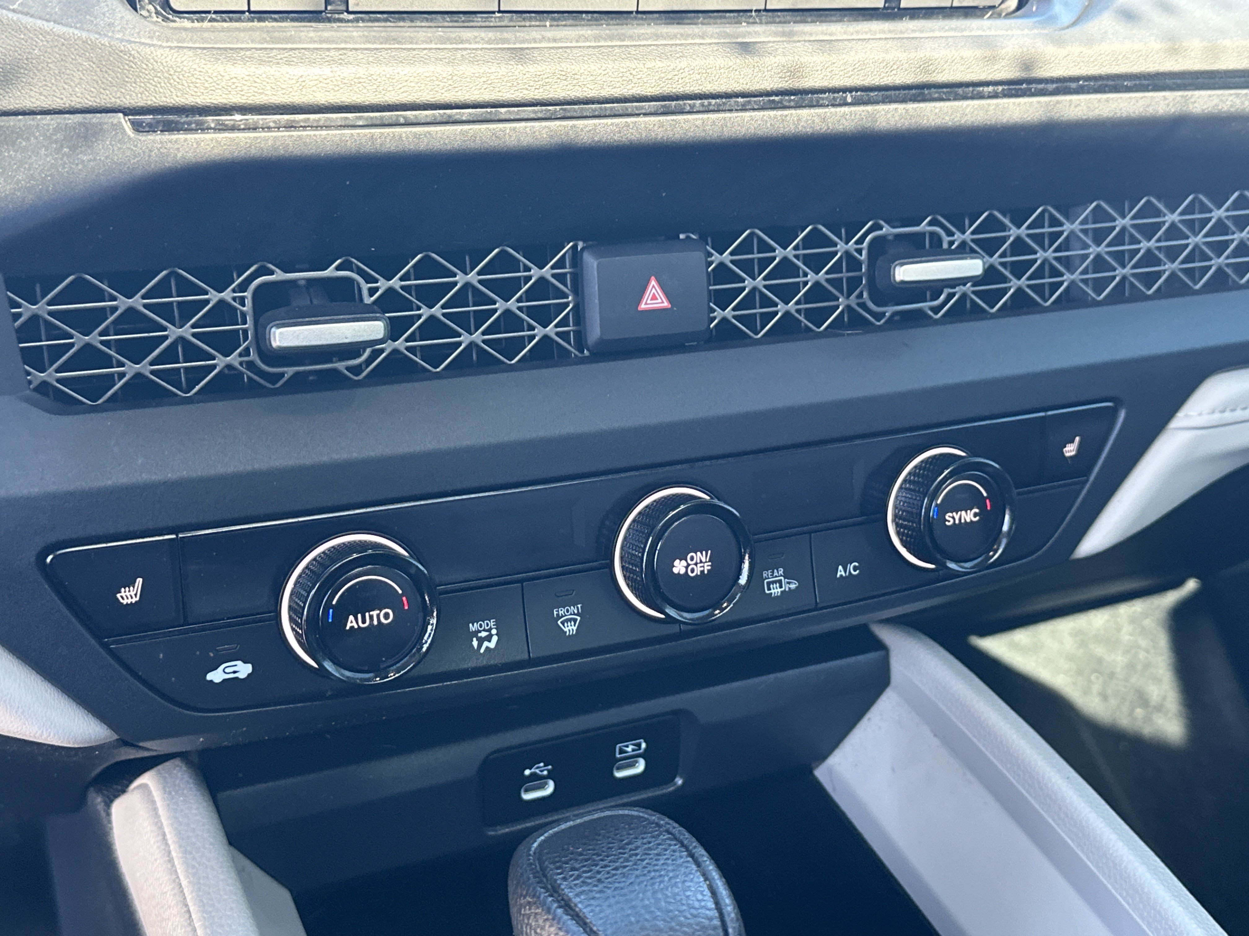 Used 2024 Honda Accord EX image 31