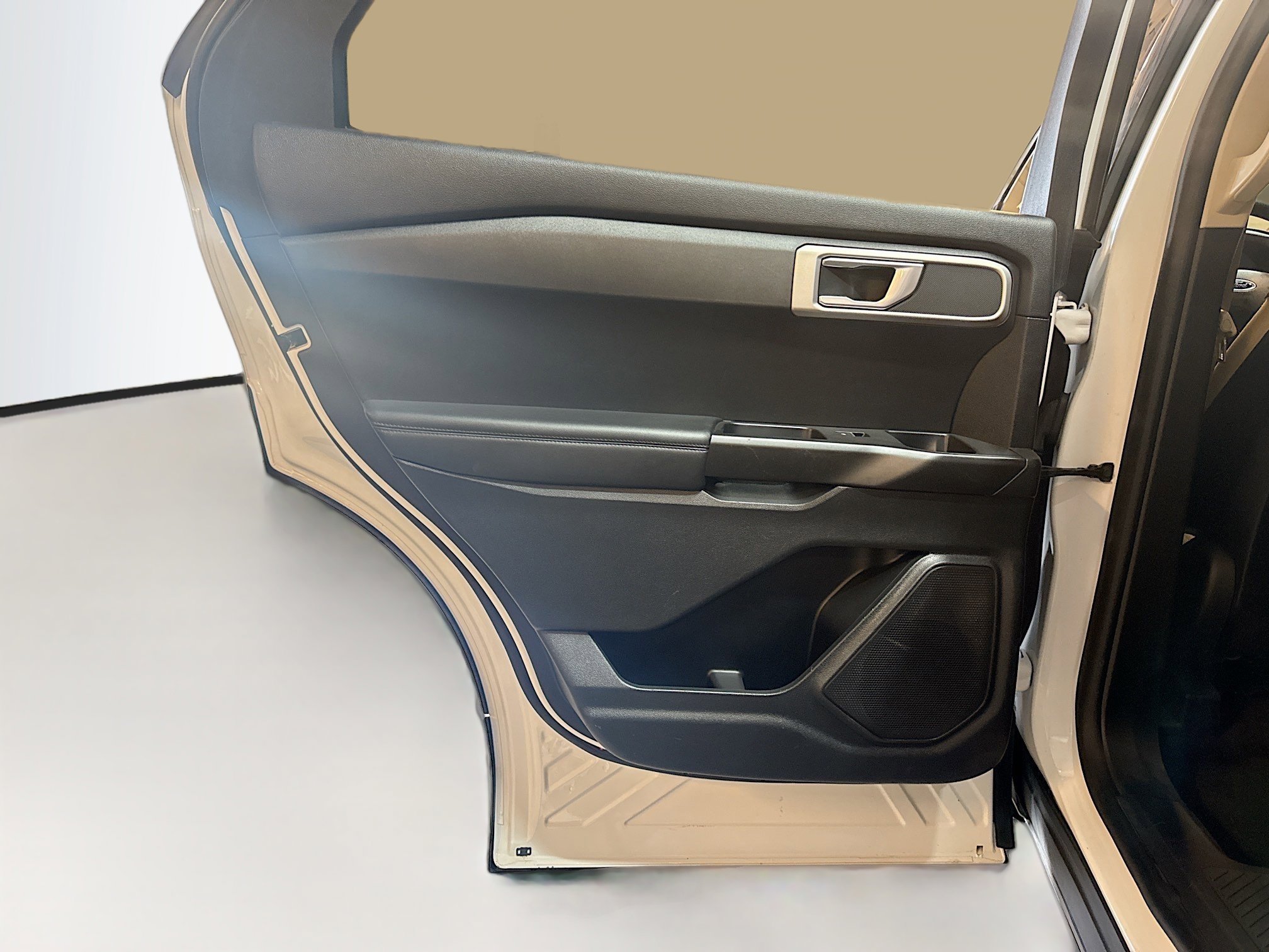 Used 2020 Ford Explorer 4WD image 25