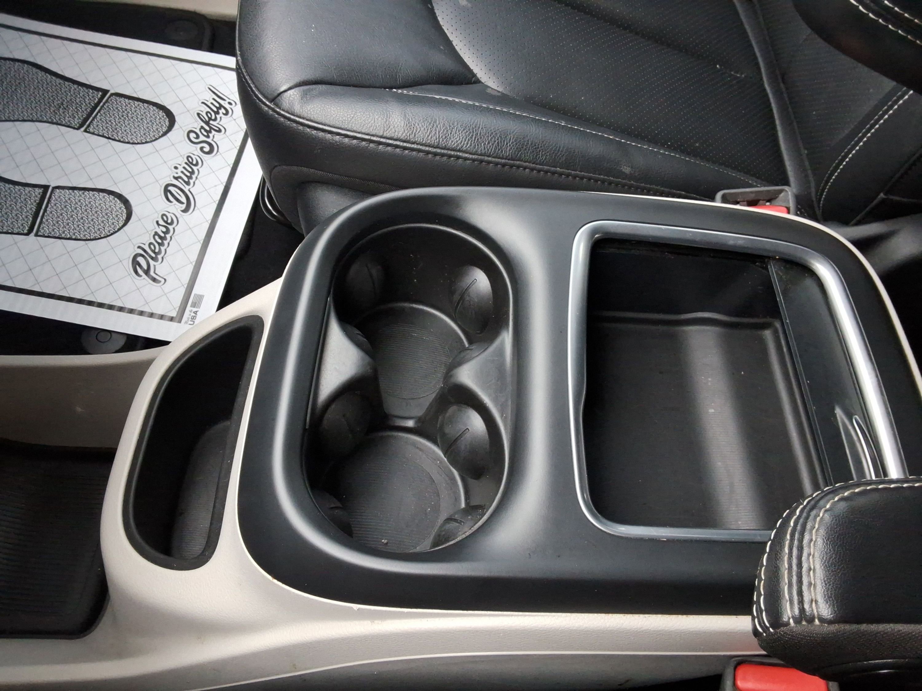 Used 2022 Chrysler Pacifica Touring-L image 18