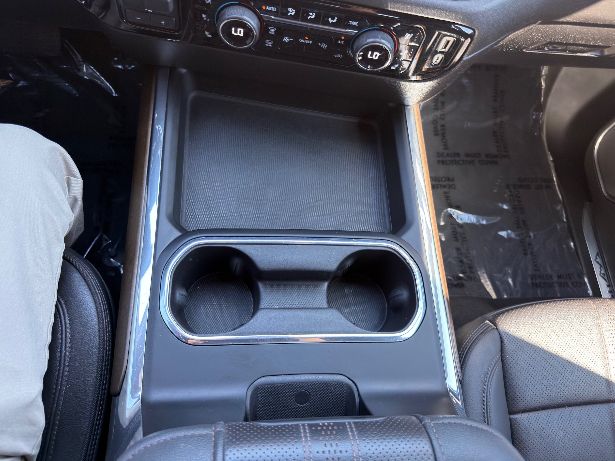 Used 2024 Chevrolet Silverado 2500 High Country AWD/4WD image 46