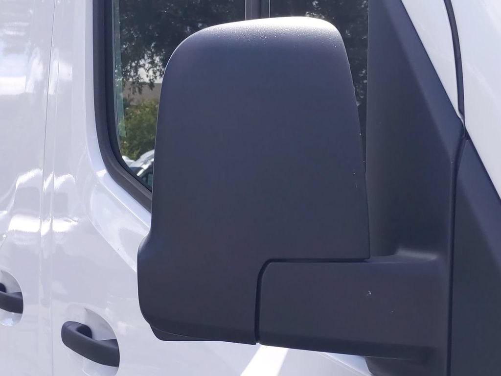 Used 2022 Mercedes-Benz Sprinter 2500 image 9