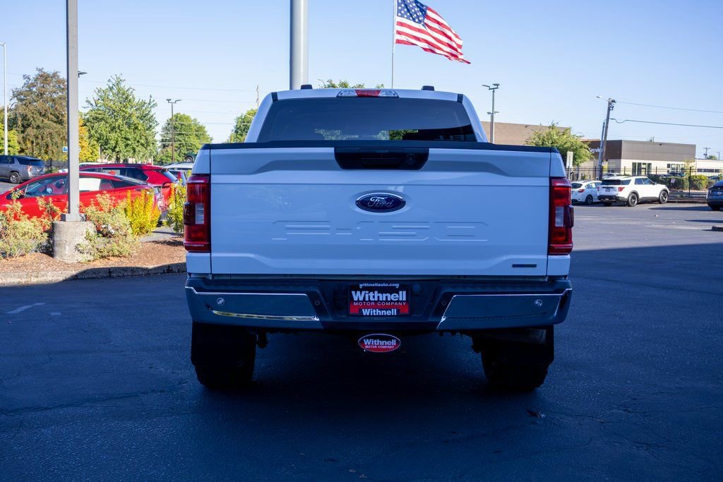 Used 2023 Ford F150 XLT w/ Trailer Tow Package image 8