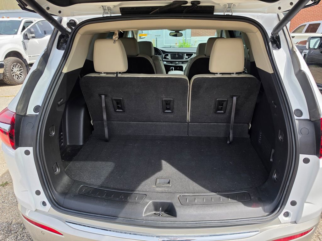 Used 2020 Buick Enclave Essence FWD image 8