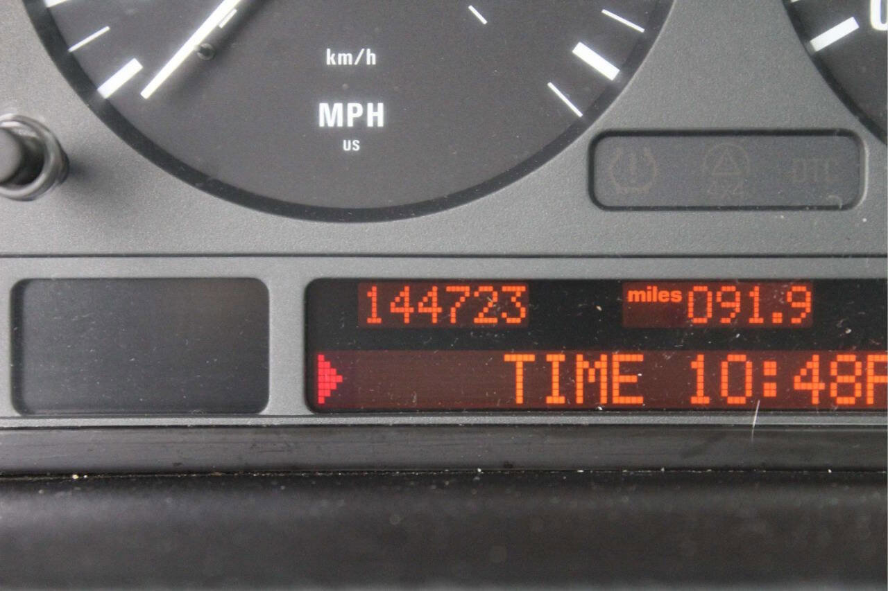 Used 2006 BMW X5 3.0i image 10