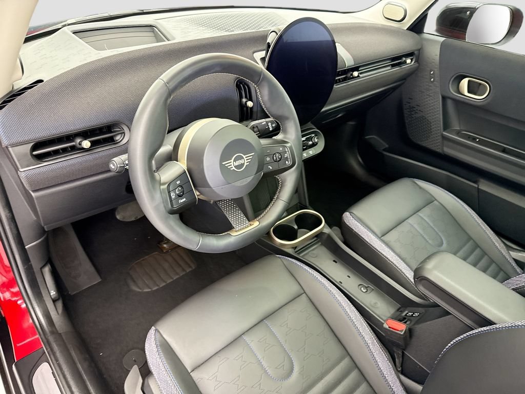 Used 2025 MINI Cooper S FWD image 12