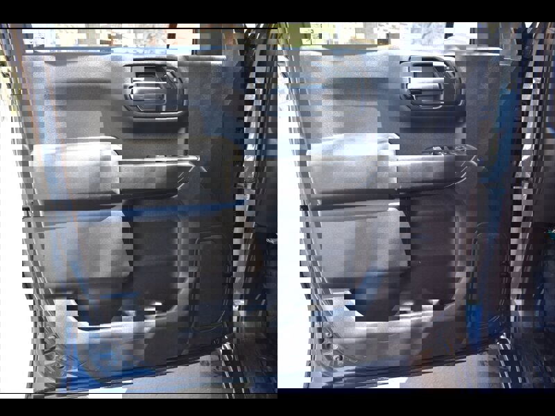 Used 2020 Chevrolet Silverado 1500 Custom Trail Boss image 17