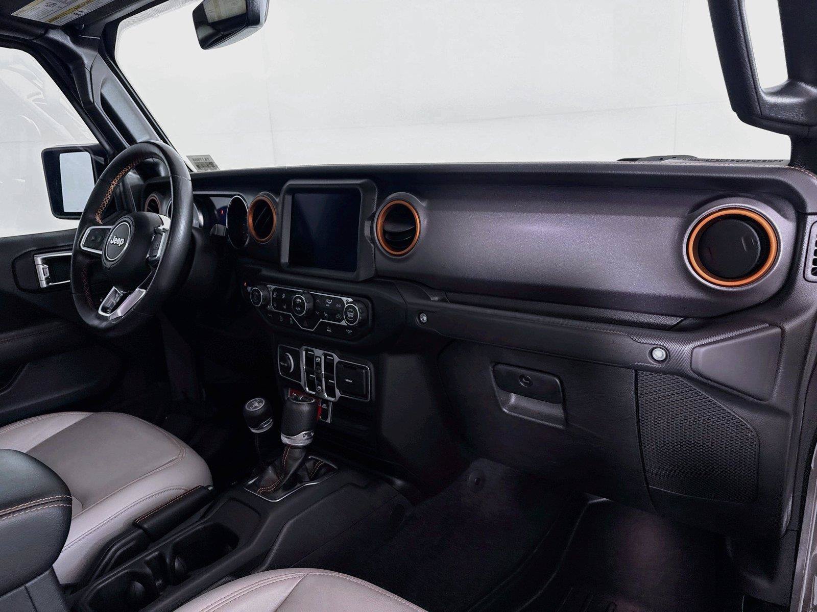 Used 2023 Jeep Gladiator Mojave w/ Cold Weather Group AWD/4WD image 44