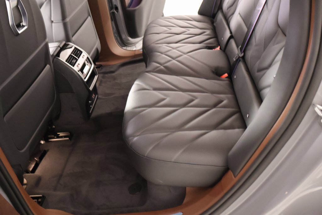 New 2026 BMW XM Label Red image 13