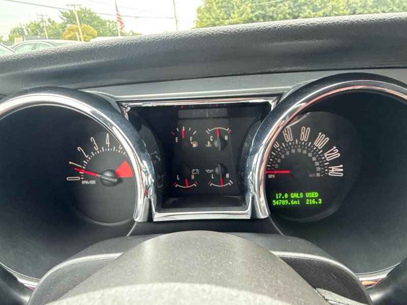 Used 2006 Ford Mustang GT RWD image 20