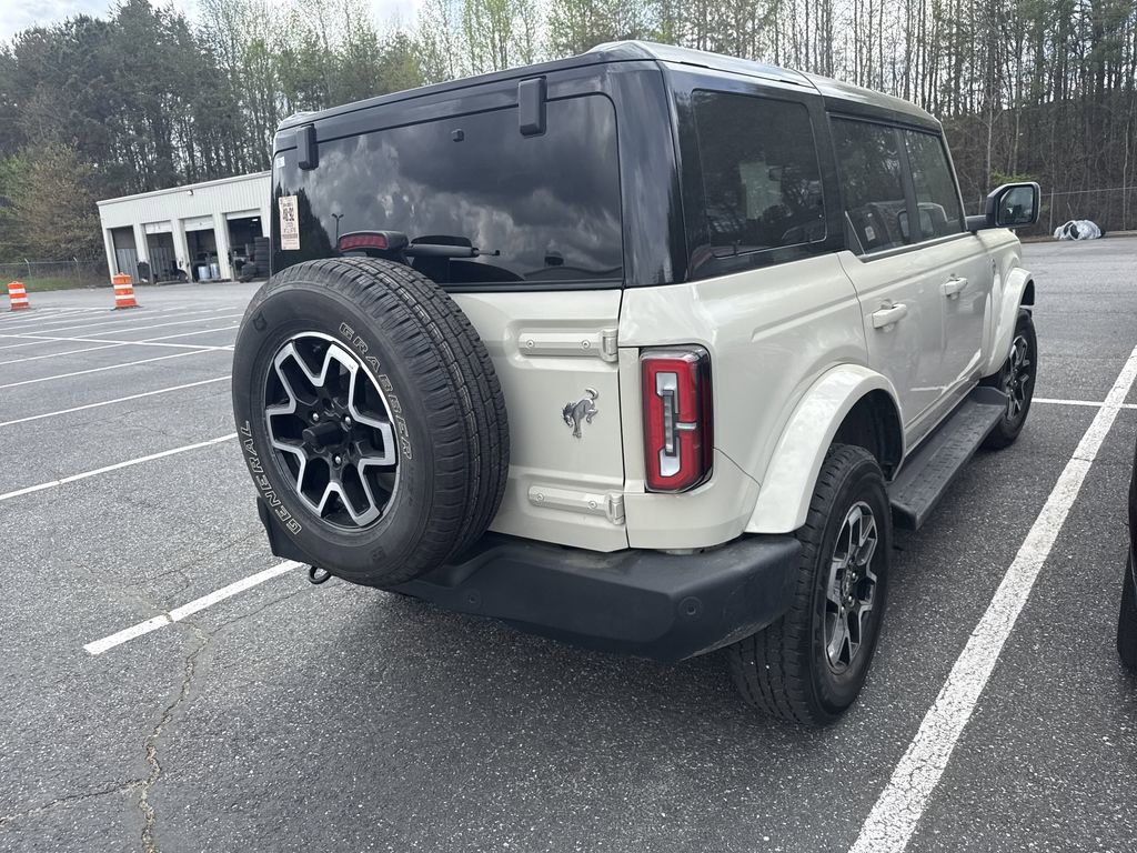 Used 2025 Ford Bronco Outer Banks image 18