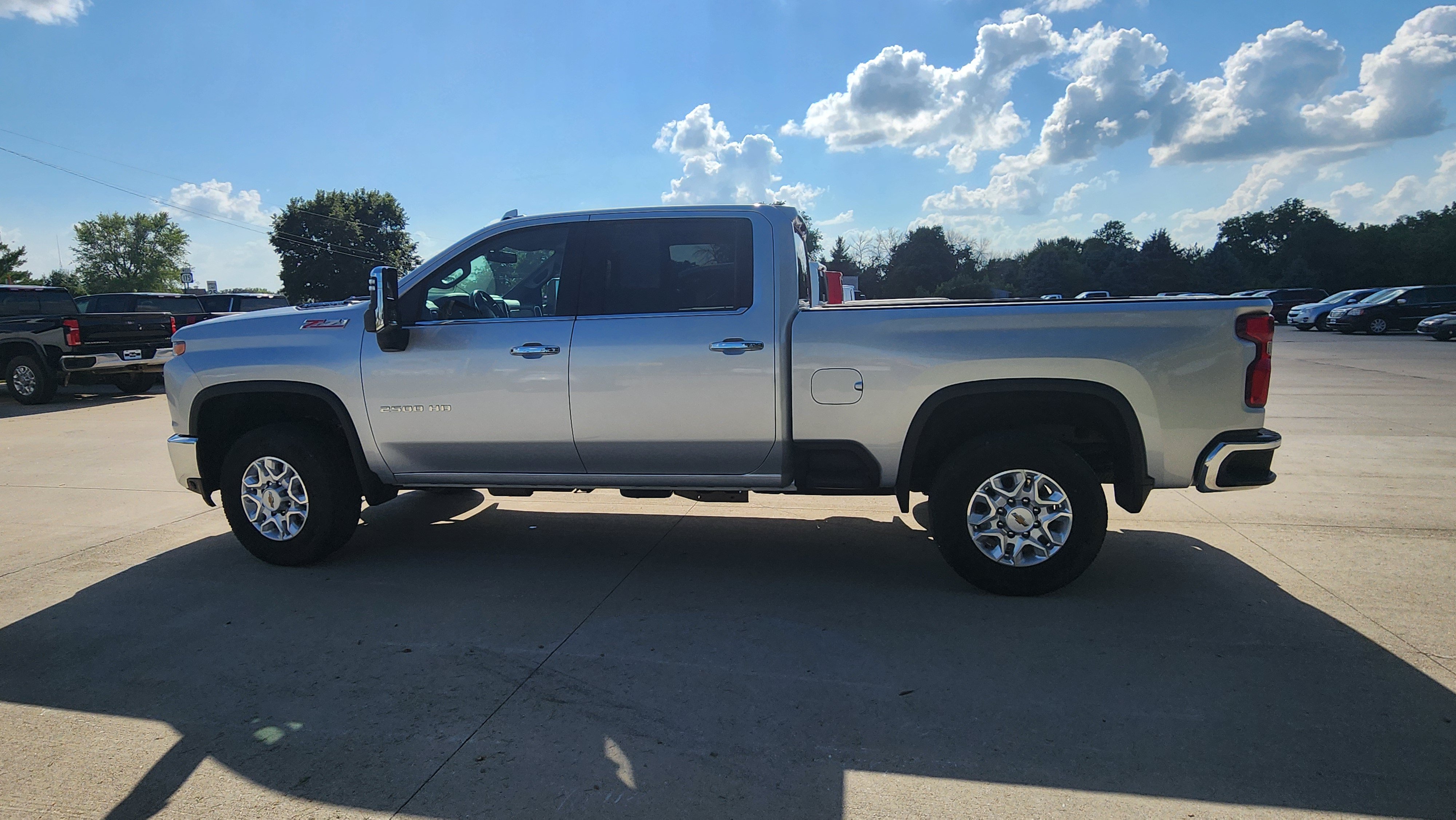 Certified 2022 Chevrolet Silverado 2500 LTZ w/ Gooseneck/5TH Wheel Package AWD/4WD image 9