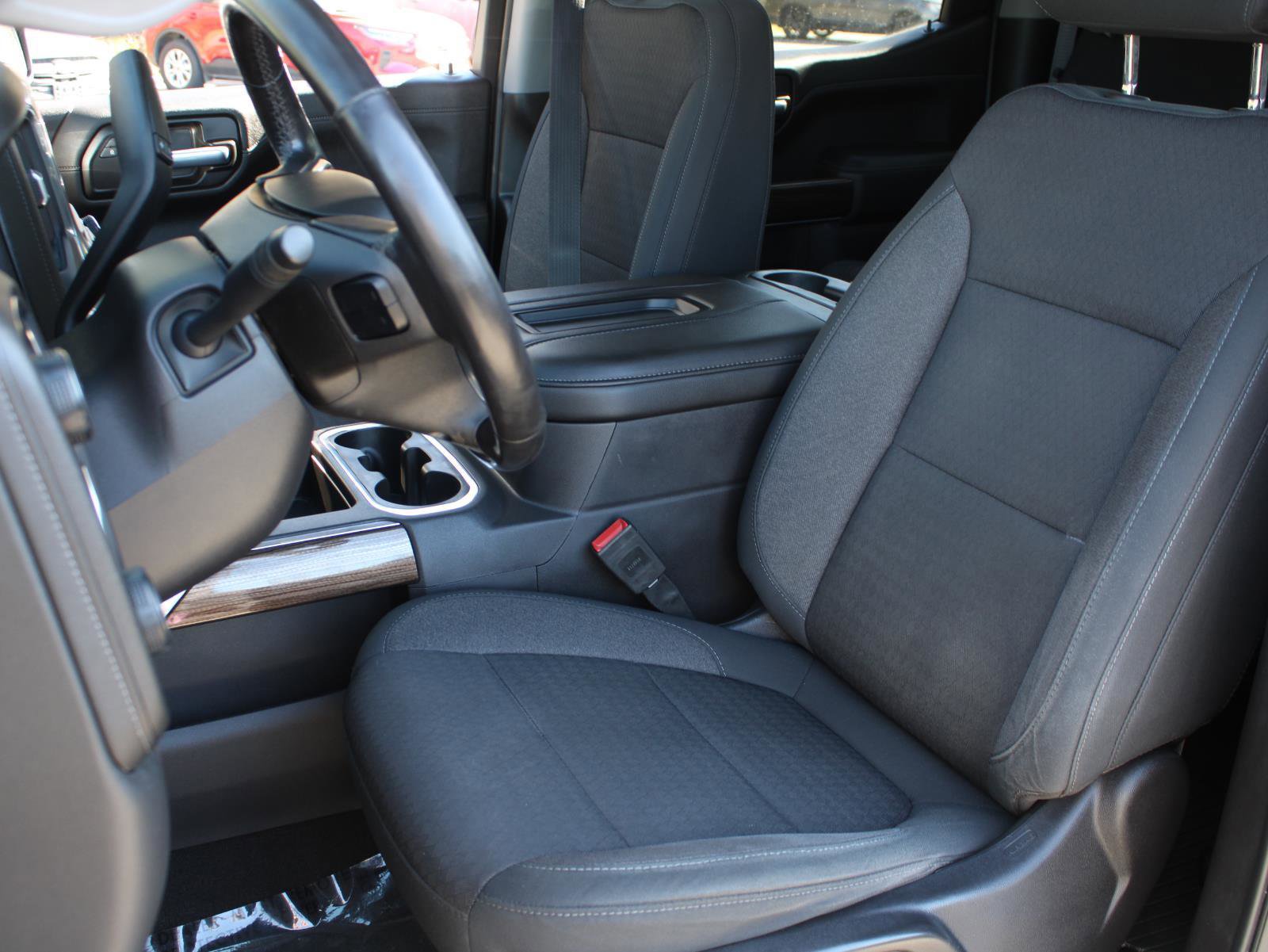 Used 2020 Chevrolet Silverado 1500 LT Trail Boss AWD/4WD image 14