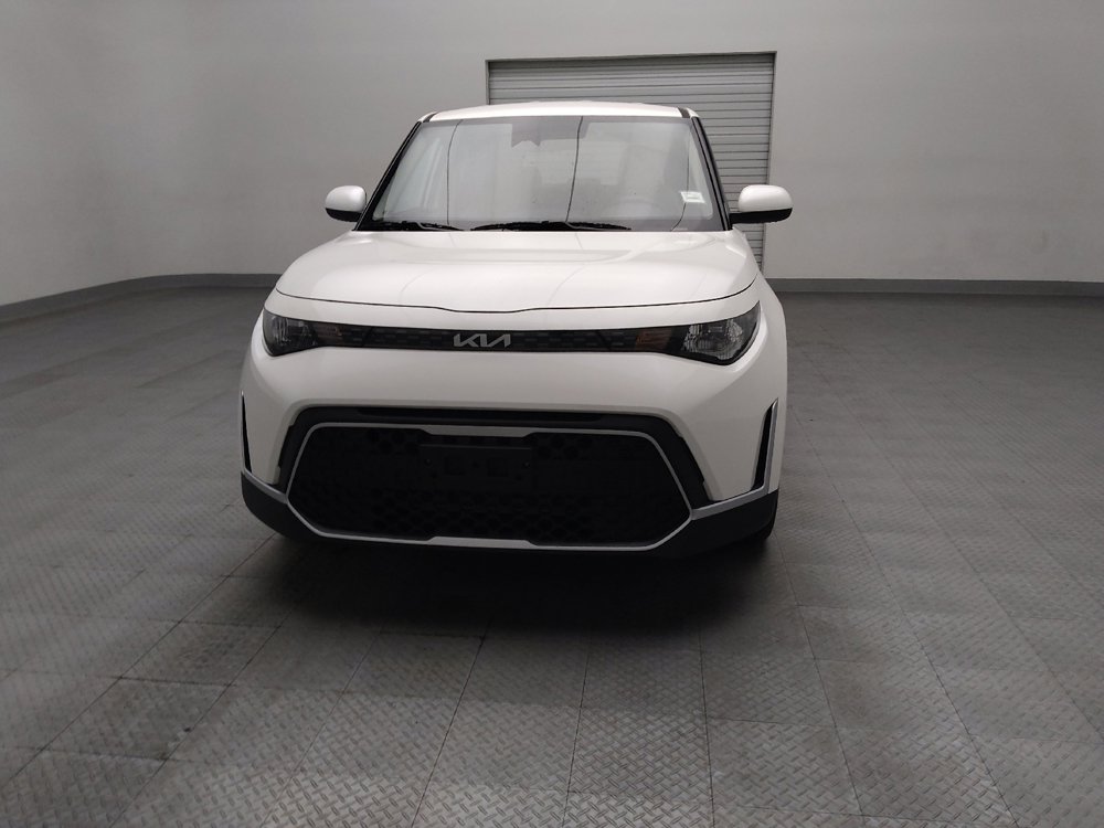 Used 2025 Kia Soul LX image 15