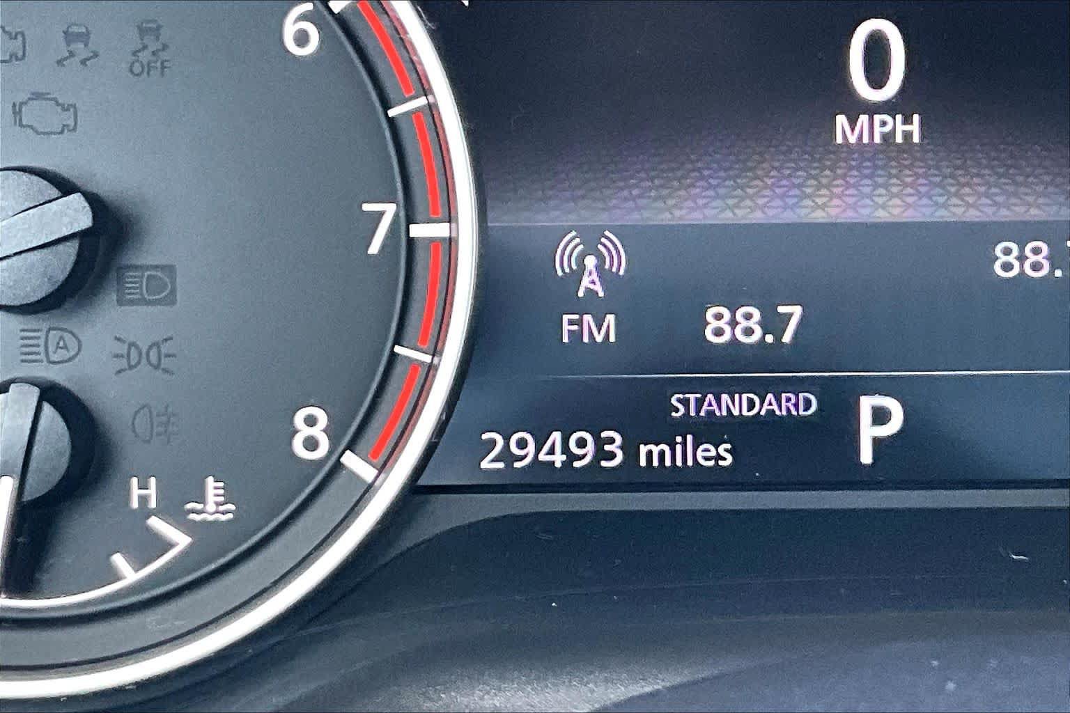 Certified 2023 Nissan Rogue SV FWD image 23