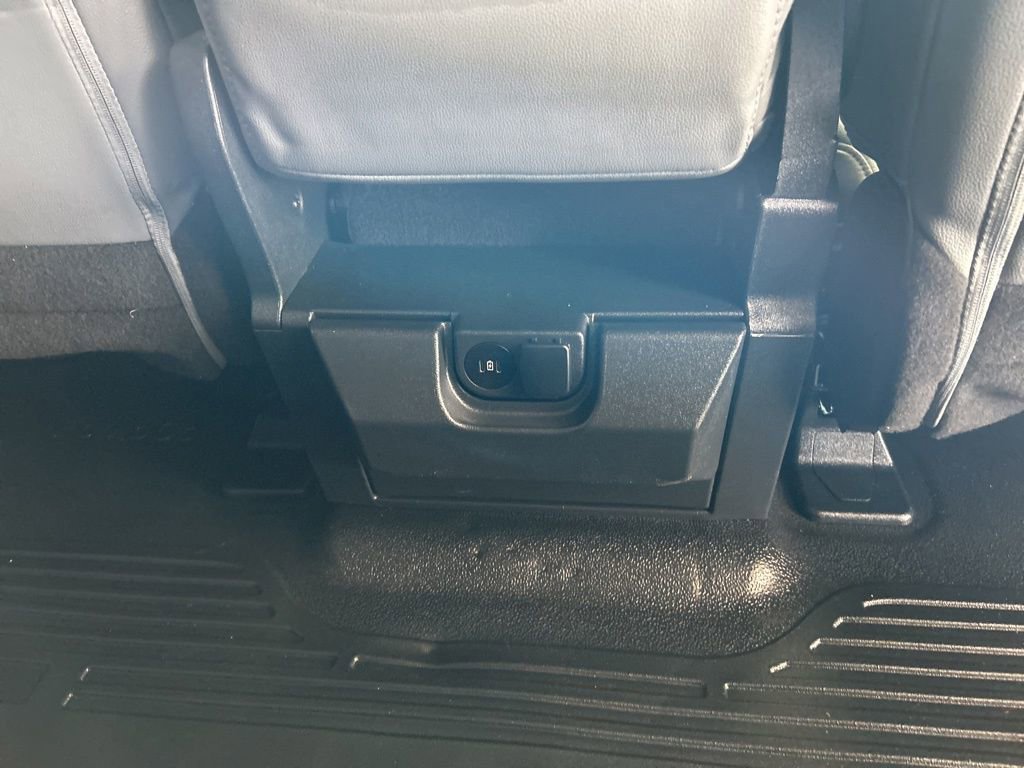 Used 2024 Ford F350 XL w/ FX4 Off-Road Package image 31