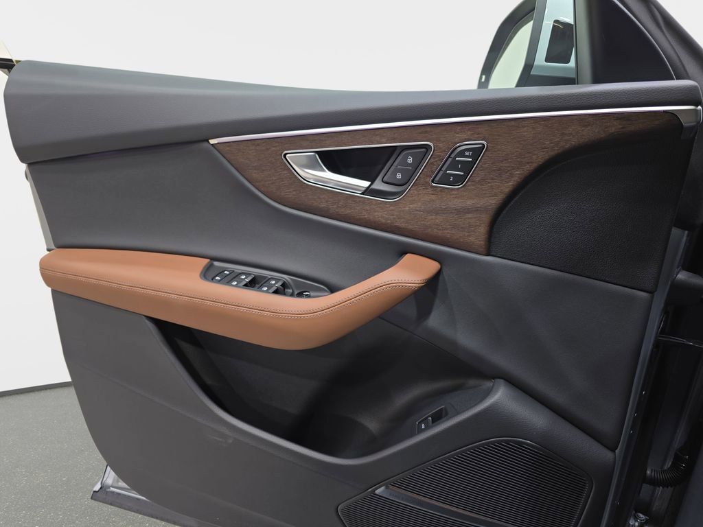 New 2026 Audi Q8 Premium Plus image 27