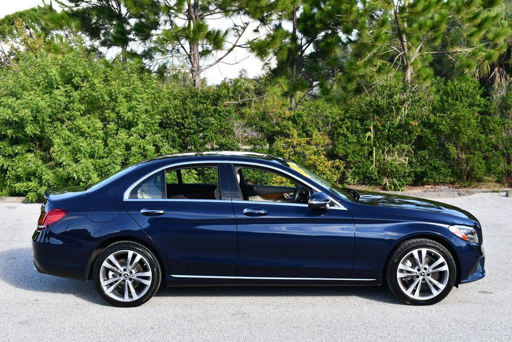 Used 2019 Mercedes-Benz C 300 4MATIC Sedan image 36