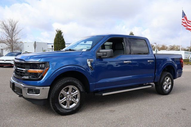 Used 2025 Ford F150 XLT w/ Equipment Group 301A Standard image 4