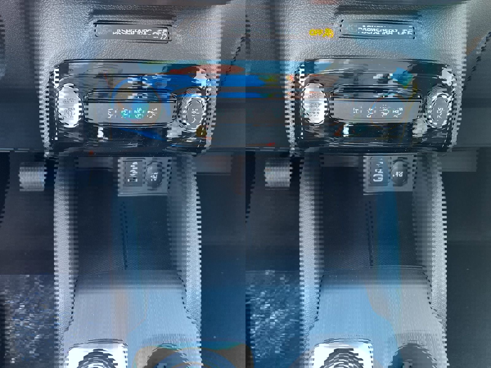 New 2025 Ford Escape ST-Line Elite w/ Tech Pack #1 image 25