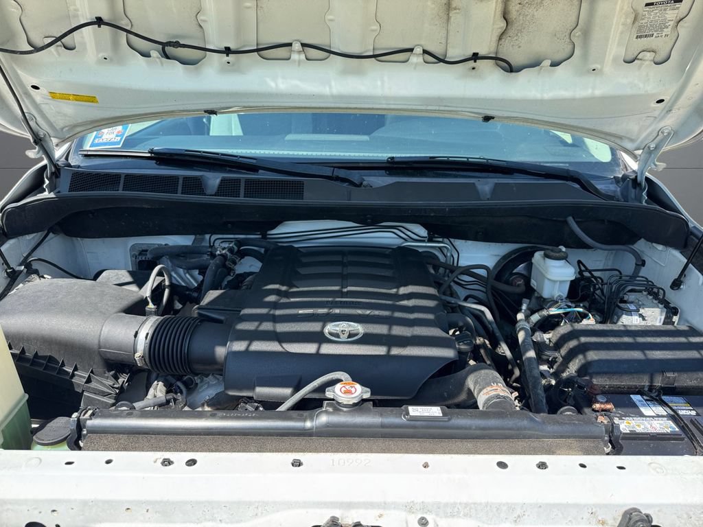 Certified 2019 Toyota Sequoia SR5 AWD/4WD image 20