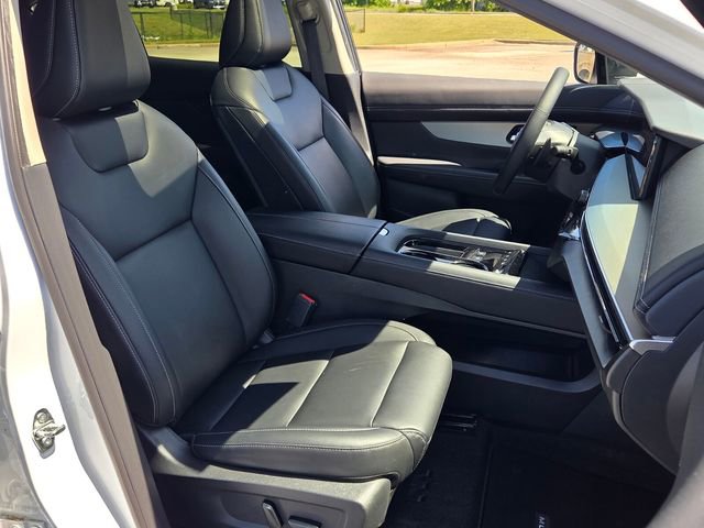 Used 2025 Nissan Murano SL image 18