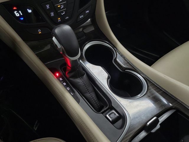 Used 2019 Buick Envision Essence FWD image 32