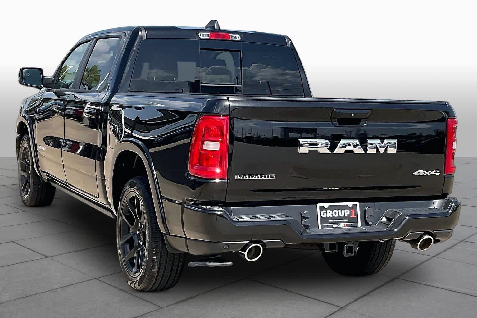 New 2027 RAM 1500 Laramie w/ Laramie Preferred Package AWD/4WD image 12