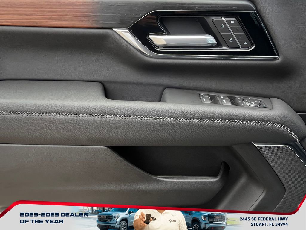 New 2026 GMC Yukon XL Denali w/ Denali Reserve Package AWD/4WD image 24