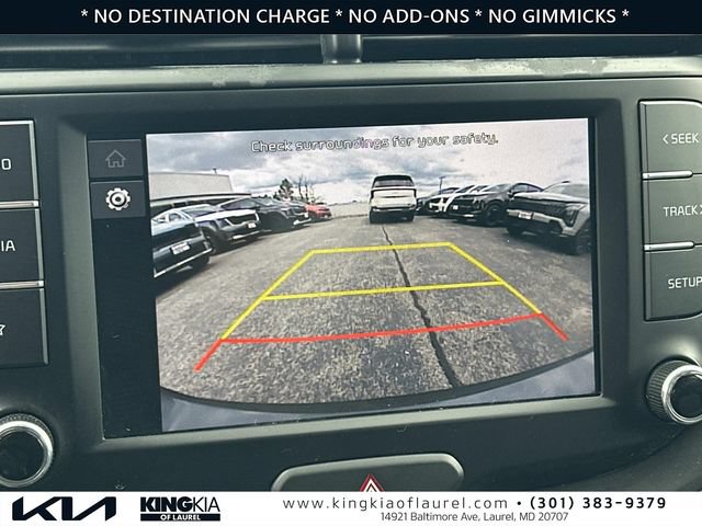 Used 2024 Kia Soul LX w/ Option Group 015 FWD image 4
