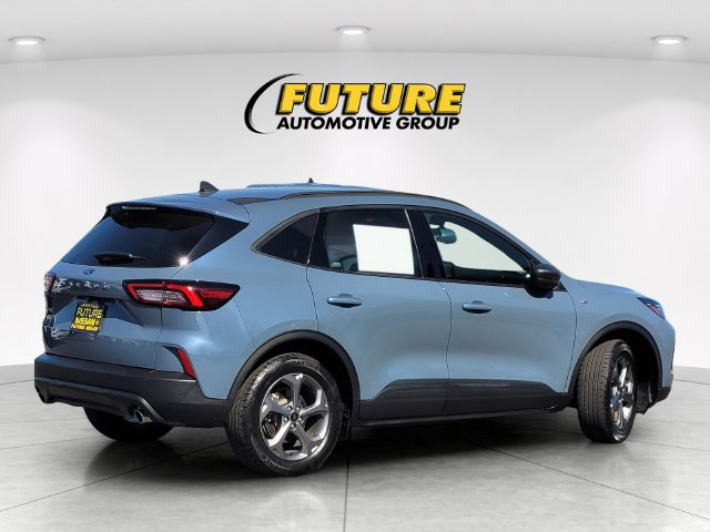 Used 2025 Ford Escape ST-Line FWD image 4