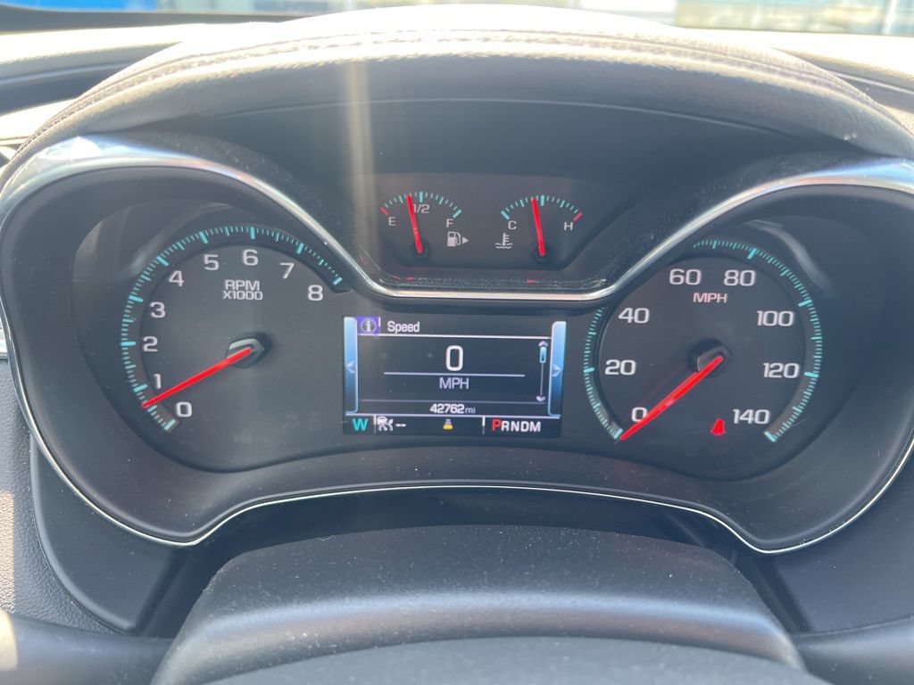Used 2017 Chevrolet Impala Premier w/ Enhanced Convenience Package FWD image 7