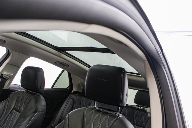 Certified 2023 Buick Envision Avenir AWD/4WD image 28
