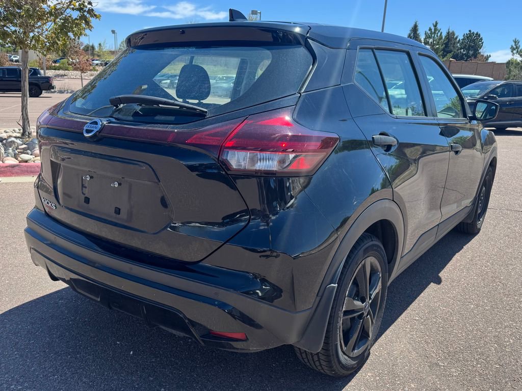 Used 2021 Nissan Kicks S FWD image 6