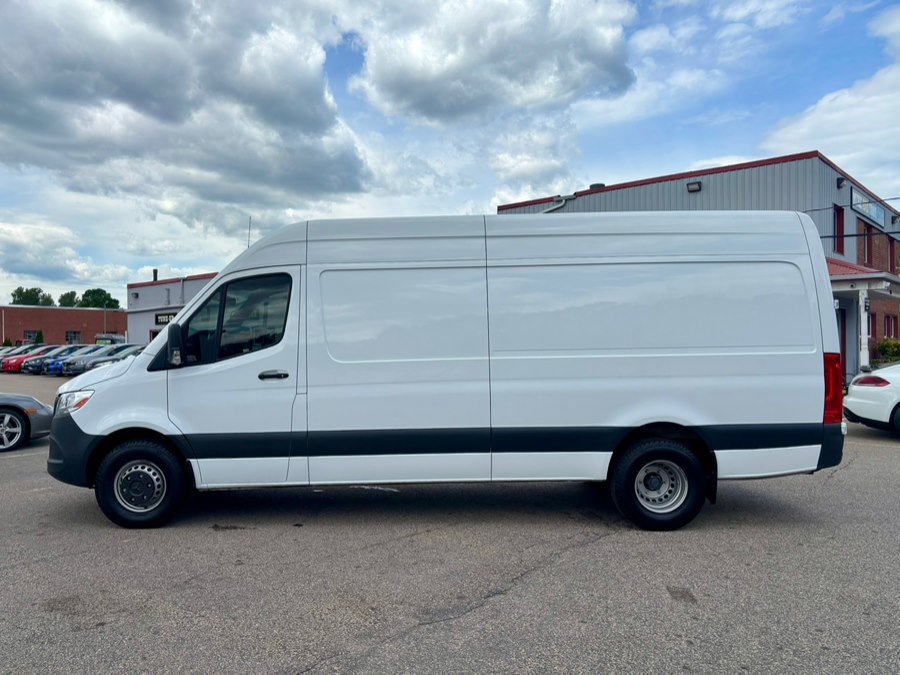 Used 2023 Mercedes-Benz Sprinter 3500 image 6