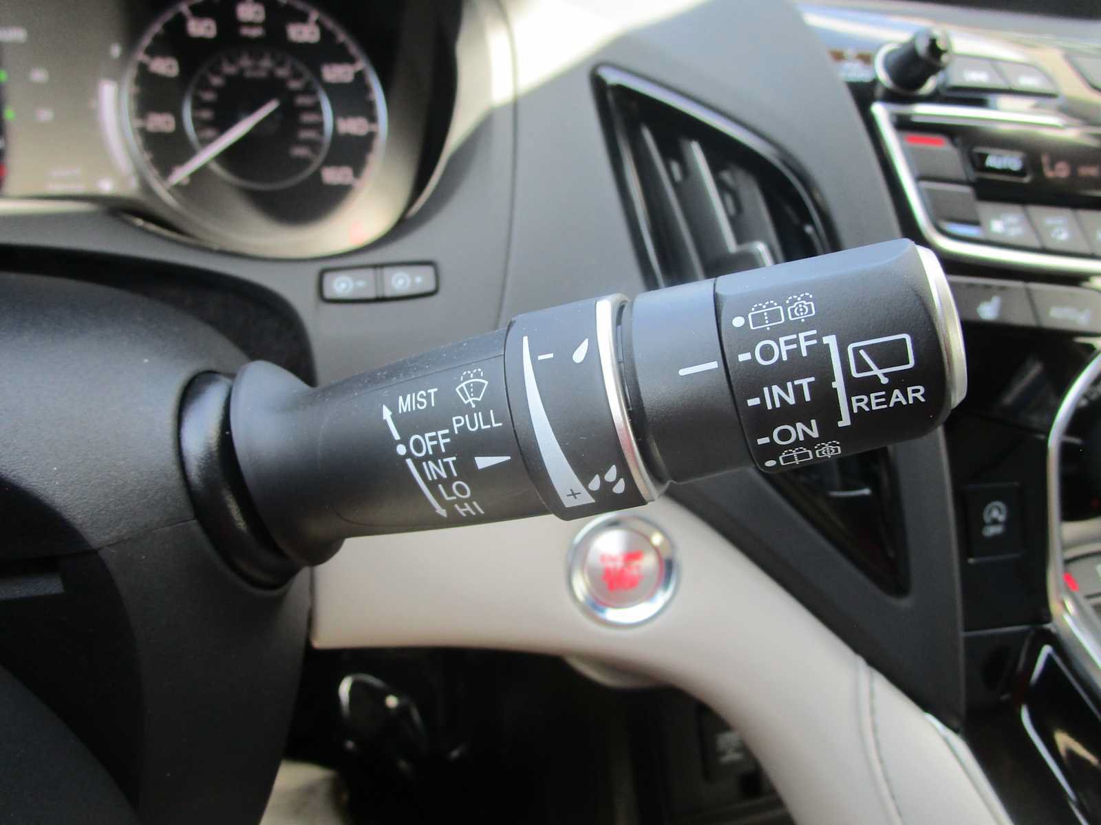 Certified 2026 Acura RDX SH-AWD w/ Technology Package image 32