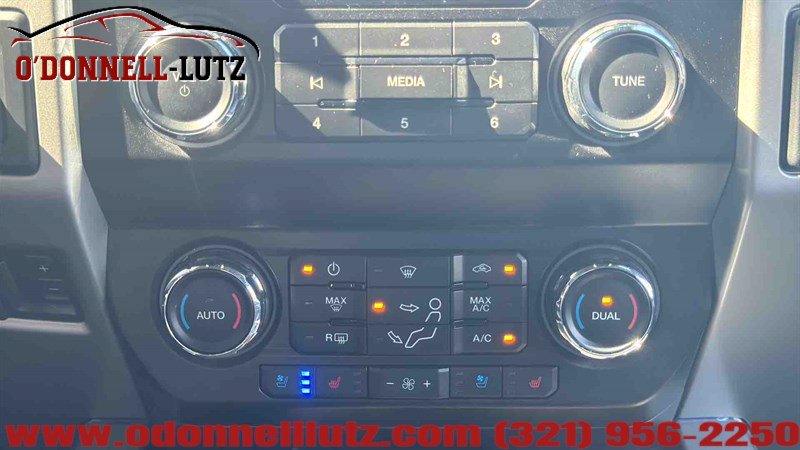Used 2021 Ford F250 Lariat w/ Lariat Ultimate Package AWD/4WD image 29