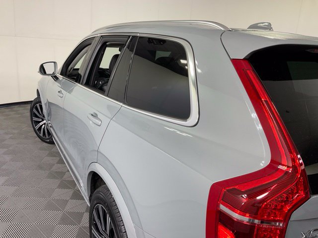 Certified 2025 Volvo XC90 B5 Core w/ Protection Package Premier AWD/4WD image 36