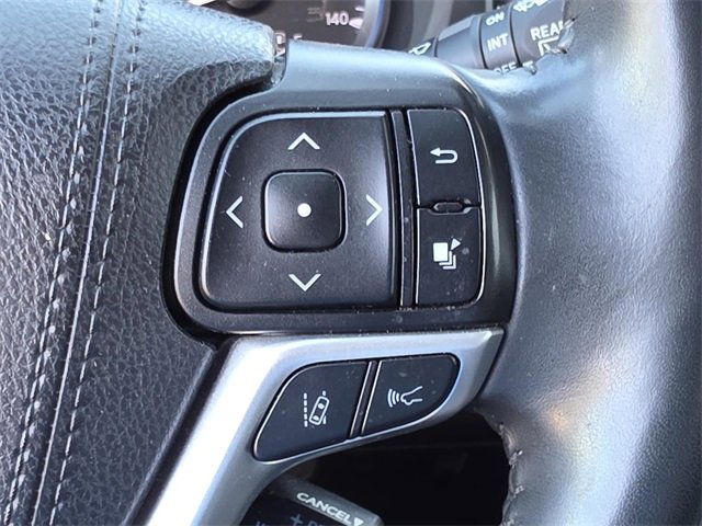 Used 2019 Toyota Highlander Limited image 30
